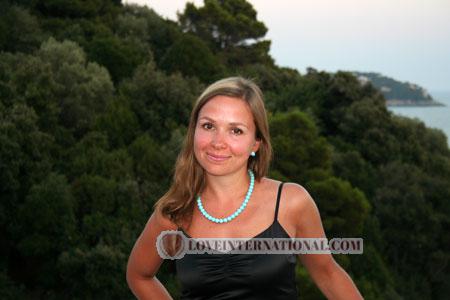 101323 - Elmira Edad: 29 - Russia