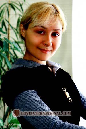 102829 - Victoria Edad: 32 - Russia