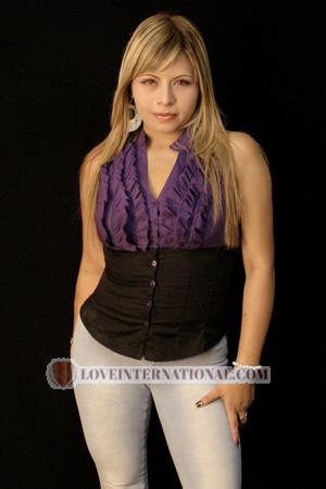 103979 - Jacqueline Edad: 28 - Perú