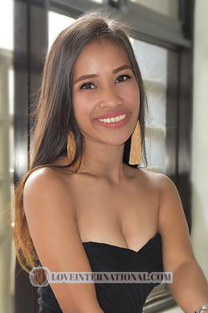138416 - Johnah Marie Edad: 30 - Filipinas