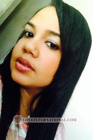 156493 - Yesenia Edad: 34 - Dominican Republic