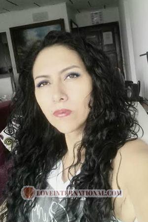 156775 - Shirley Edad: 47 - Colombia