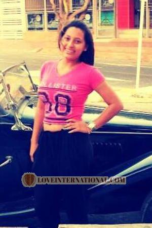 158284 - Leidy Edad: 30 - Colombia