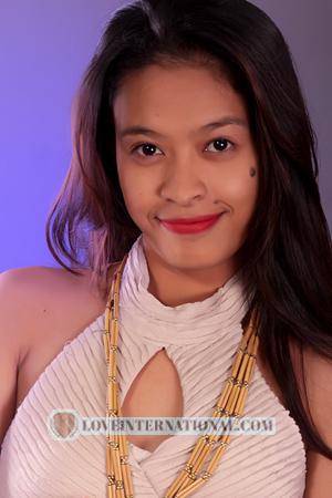 162552 - Almaira Edad: 27 - Filipinas