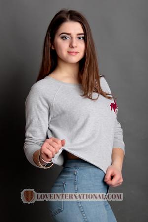 162736 - Juliya Edad: 27 - Ucrania
