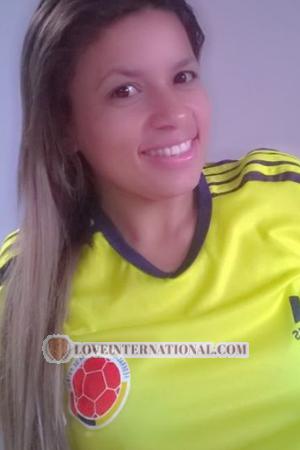 163088 - Dariela Edad: 42 - Colombia
