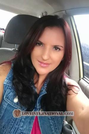 163981 - Sandra Edad: 50 - Costa Rica