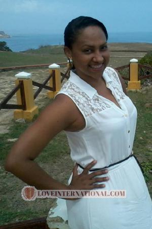 165144 - Yulieth Edad: 37 - Colombia