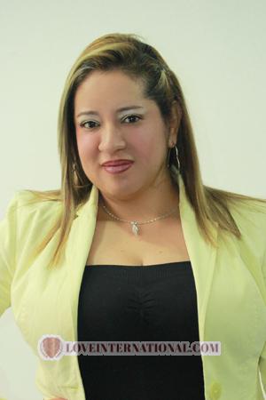 170140 - Claudia Milena Edad: 49 - Colombia