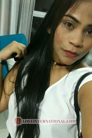 172003 - Maria Laura Edad: 28 - Colombia