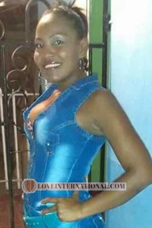 174045 - Lisieux Edad: 40 - Colombia