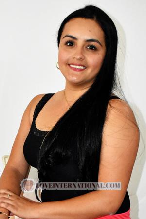 177460 - Johana Andrea Edad: 39 - Colombia