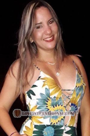 178805 - Lorena Edad: 30 - Colombia