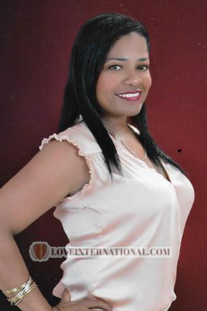 182240 - Deivis Edad: 47 - Colombia