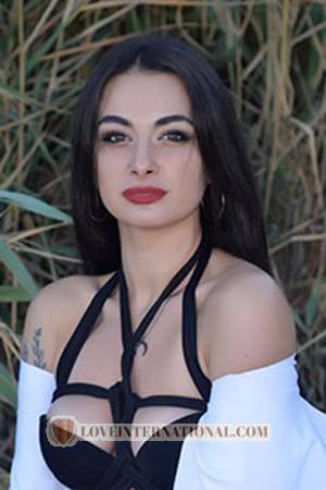 183247 - Alina Edad: 27 - Rusia