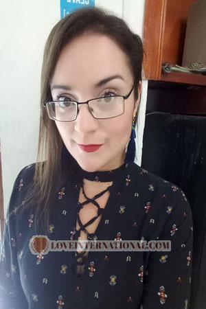 183775 - Miriam Edad: 37 - Colombia