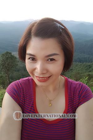 183921 - Rungnapa Edad: 44 - Tailandia