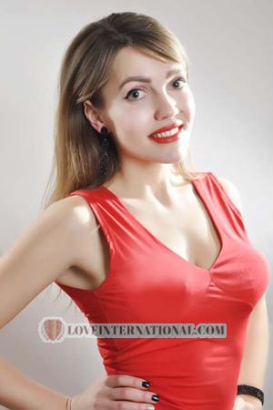 184779 - Olga Edad: 33 - Ucrania