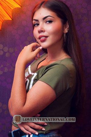 185915 - Julia Edad: 27 - Ucrania