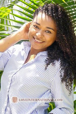 186455 - Cecilia Edad: 30 - Colombia
