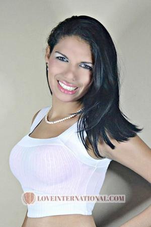 189473 - Laura Edad: 40 - Venezuela