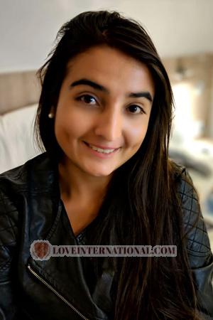 190206 - Daniela Edad: 33 - Colombia