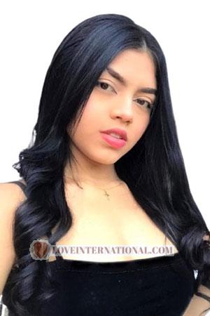 200158 - Valentina Edad: 23 - Colombia