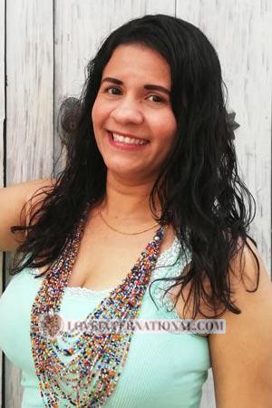 200660 - Ada Patricia Edad: 42 - Colombia