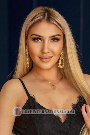 202486 - Karina Edad: 21 - Ucrania