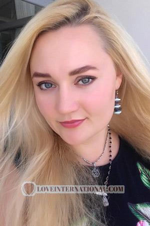 203642 - Irina Edad: 38 - Ucrania