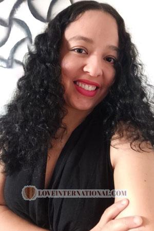 204197 - Karime Edad: 35 - Colombia