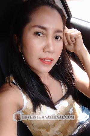 204221 - Narisara Edad: 46 - Tailandia