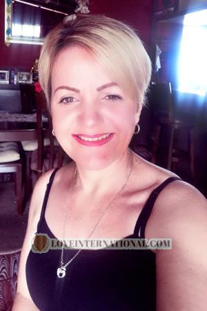 204757 - Ruth Edad: 53 - Costa Rica