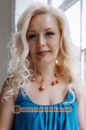 205064 - Viktoriya Edad: 53 - Ucrania
