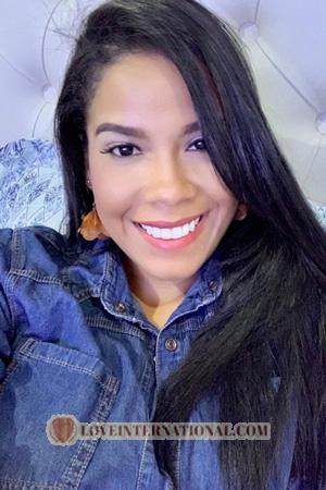 206495 - Elizabeth Edad: 32 - Colombia