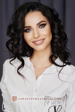 207818 - Julia Edad: 37 - Ucrania