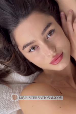 208767 - Darya Edad: 25 - Ucrania