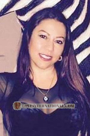 208862 - Gabriela Edad: 54 - USA