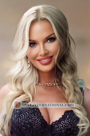 209181 - Ksenia Edad: 43 - España