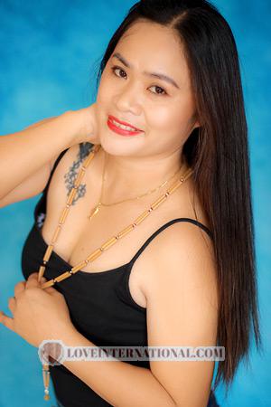 211474 - Analiza Edad: 41 - Filipinas
