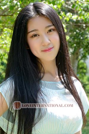 211721 - Zora Edad: 27 - China