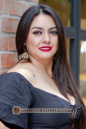 214005 - Isabel Edad: 41 - Colombia