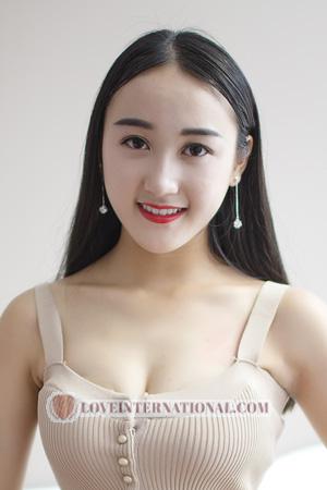 214384 - Diana Edad: 27 - China