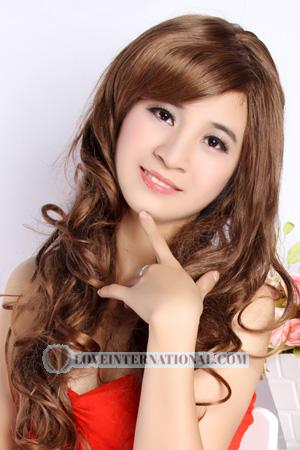 214618 - Shirley Edad: 41 - China