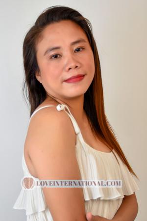 Ladies of Davao Ciudad