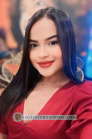 215388 - Angie Edad: 28 - Colombia