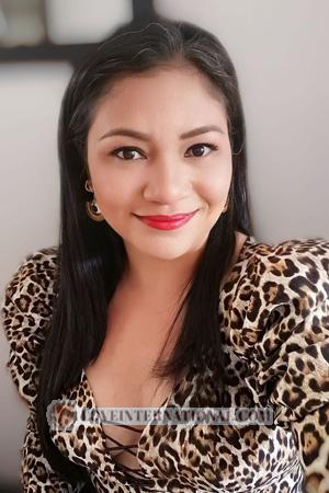 215464 - Amparo Edad: 50 - Colombia