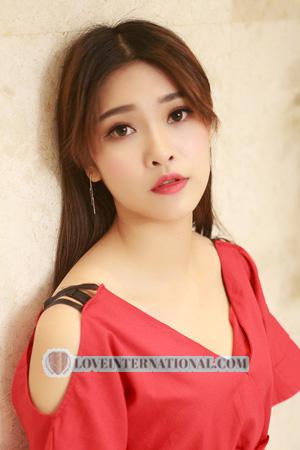 215774 - Irene Edad: 29 - China