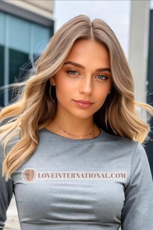 215825 - Diana Edad: 21 - Ucrania