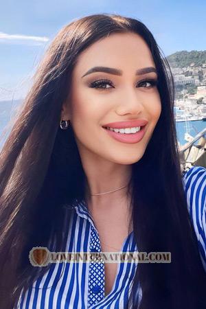 216543 - Karina Edad: 26 - Letonia